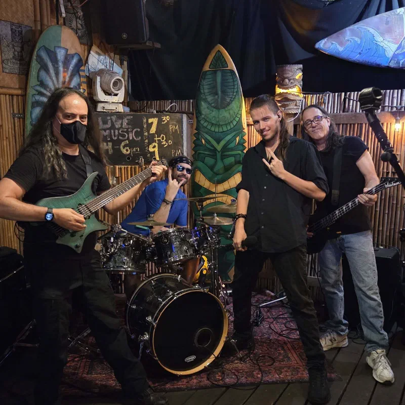 Tiki Lounge
